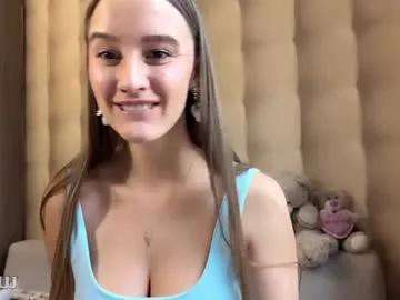 Explore Emi__ly, she wants to masturbate for you emi__ly from Chaturbate
