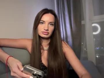 Admire Emilybit, she wants to masturbate for you emilybit from Chaturbate