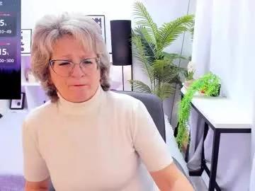 Try Chaturbate's Evelynblissful evelynblissful from Chaturbate