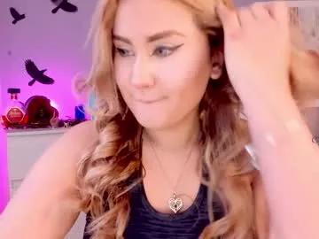 Join dirty camslut Evva_foxxy evva_foxxy from Chaturbate