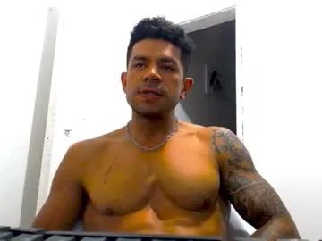exoticboybigdick from Chaturbate