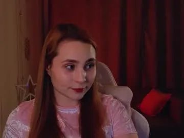 fish_in_tapki from Chaturbate