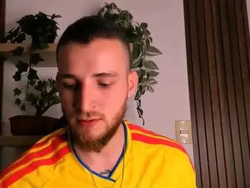 greeneyes_col from Chaturbate