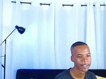 gusy_18 from Chaturbate