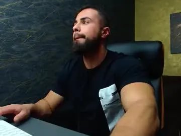 hayeswood from Chaturbate