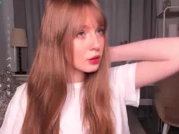 icyhoneybite from Chaturbate