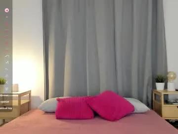 kettybelly from Chaturbate