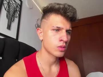 Chaturbate Kevin_ahs1 kevin_ahs1 from Chaturbate