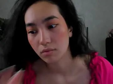 Try Chaturbate's Kira_lilian kira_lilian from Chaturbate