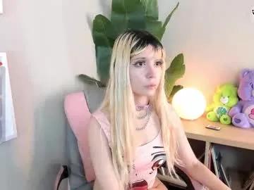 laukyubey1 from Chaturbate