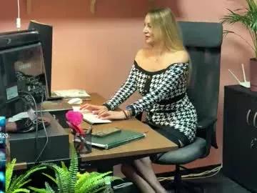Discover 37 years old legslong from Chaturbate legslong from Chaturbate
