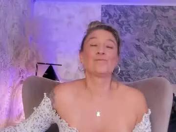 Explore Liannaa_, she wants to masturbate for you liannaa_ from Chaturbate