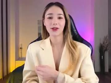 Masturbate to cute slut Lilcatalia lilcatalia from Chaturbate