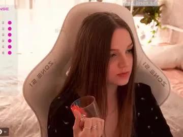 Discover cute escort Linesssssa linesssssa from Chaturbate