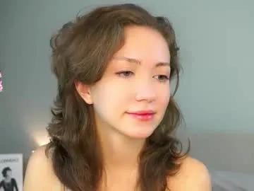 loriamarzinske from Chaturbate