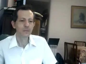 lucianoaxel from Chaturbate