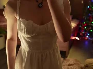 lunalike from Chaturbate