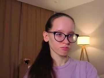 lynettebails from Chaturbate