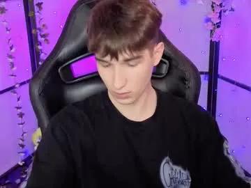 Watch 20 years old maxwellchiik from Chaturbate maxwellchiik from Chaturbate