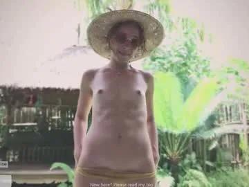 ohmymojo from Chaturbate