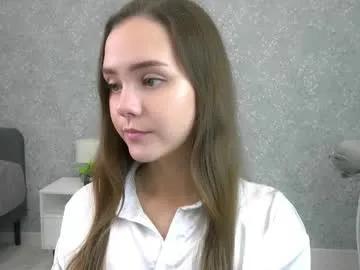 sara_whooops from Chaturbate