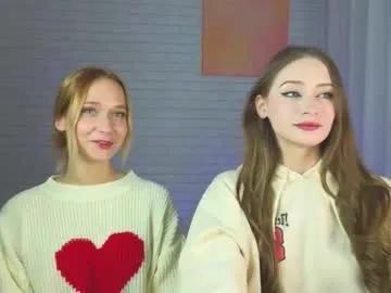 Join 25 years old strawberryglow from Chaturbate strawberryglow from Chaturbate