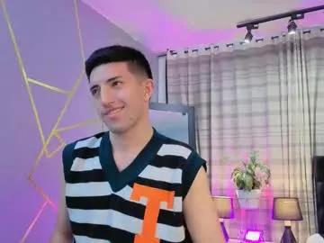 un_sluttyy from Chaturbate