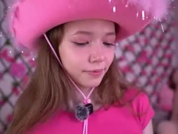 Masturbate to 18 years old velvet_vice from Chaturbate velvet_vice from Chaturbate