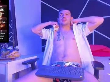 vynny_blacke_ from Chaturbate