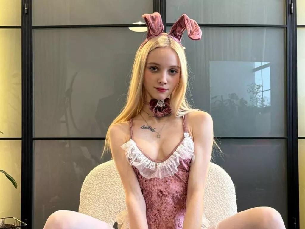 PeggyAliff from LiveJasmin is Freechat