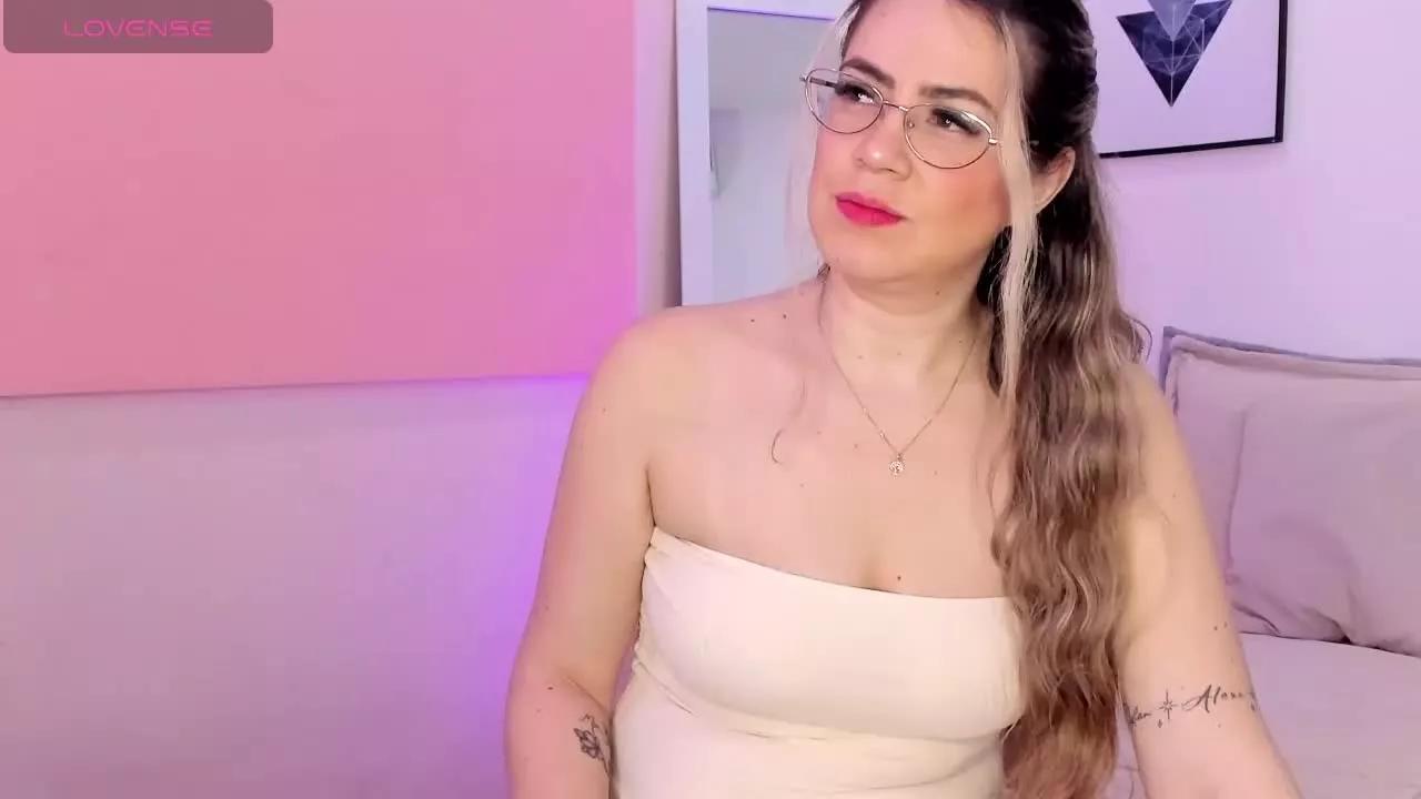 CaroleFreire from Streamray is Freechat