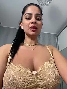 _adelle from StripChat is Freechat