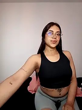 _ValentinaX_ from StripChat