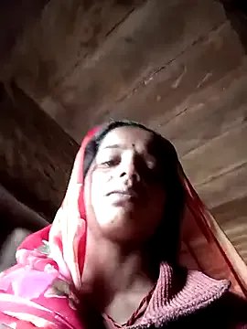 Alisha_beby143 from StripChat