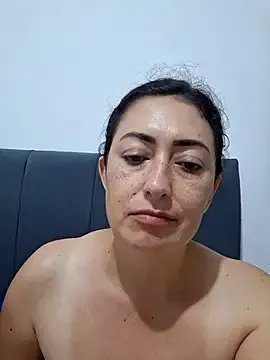 aliz963040 from StripChat