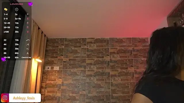 Ashleey_Fox from StripChat