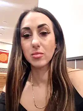 Brilliant-Splashes from StripChat is Freechat