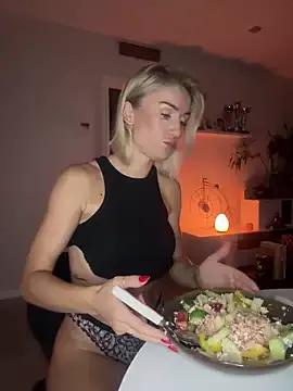 CamyBlossom from StripChat is Freechat