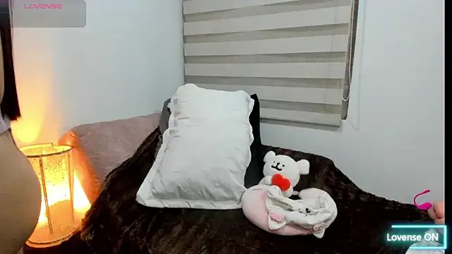 CristinaLaurentt from StripChat