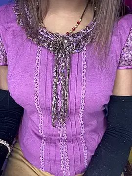 CUTI-NAINA from StripChat