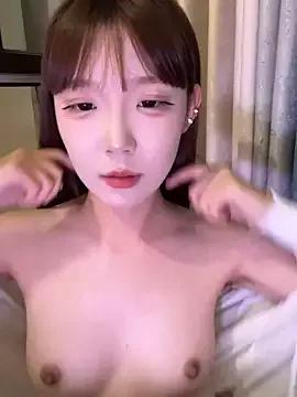 D-033 from StripChat is Freechat