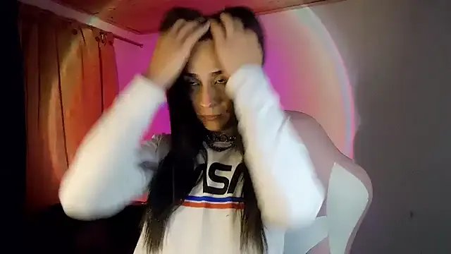 Dollbehavior_ from StripChat