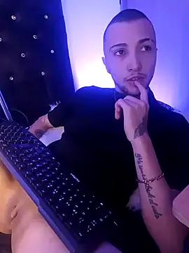 GabrielFTM from StripChat is Freechat