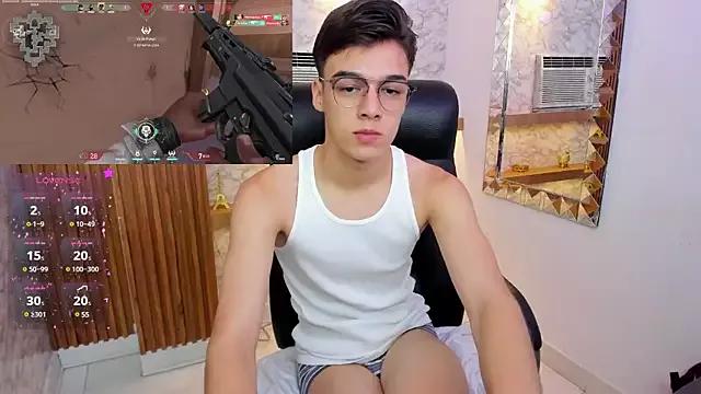 Gerony_ from StripChat is Freechat