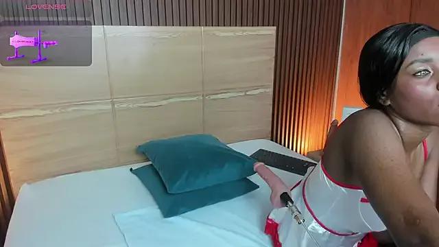 iris_violeta from StripChat is Freechat