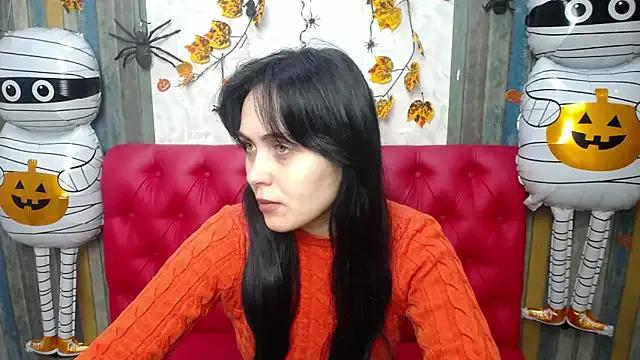 Naked IziPaterson wants you to fuck her body now IziPaterson from StripChat
