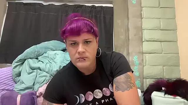 Julietserenity from StripChat is Freechat
