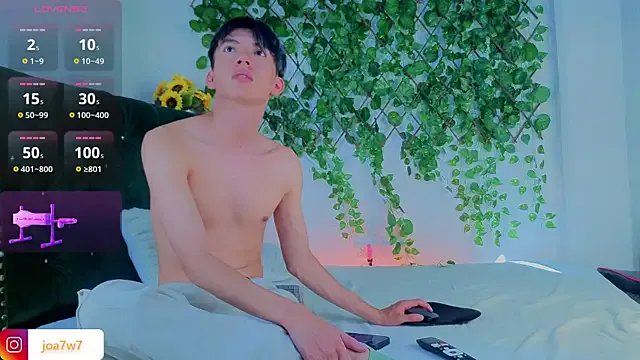 Levii_Ackermann from StripChat