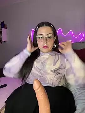 Mizztikaa from StripChat is Freechat