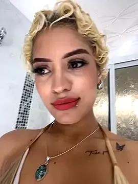 MystiqueXXX from StripChat is Freechat
